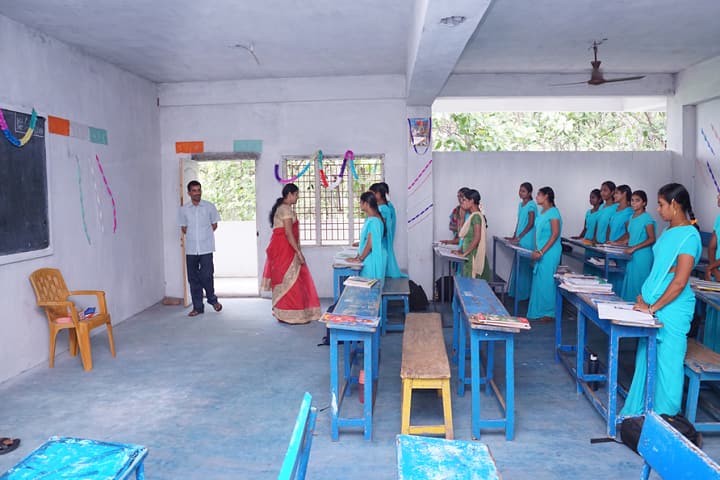 Sri Saraswathi Degree College, Tallur campus photo 3
