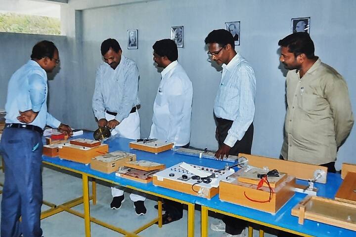 Sri Saraswathi Degree College, Tallur campus photo 5