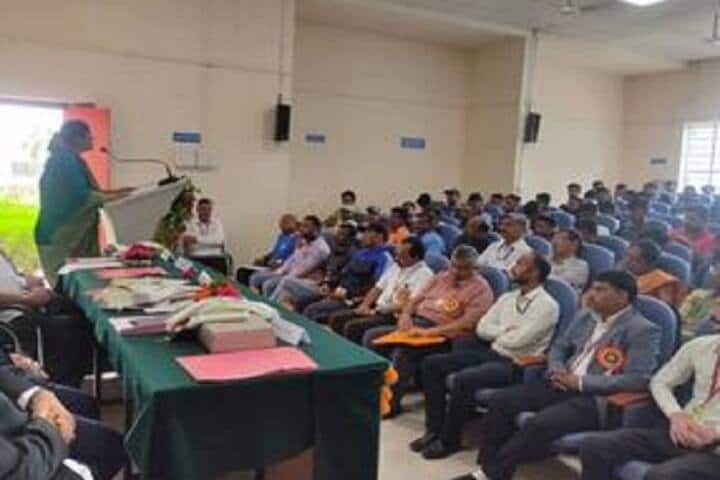 Pravara Rural Education Society's College of Agriculture Business Management, Loni campus photo 2