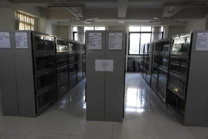 Smt Kashibai Navale College of Commerce, Pune campus photo 5