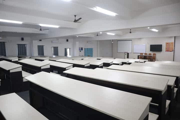 Tripura Santiniketan Medical College, Agartala campus photo 3