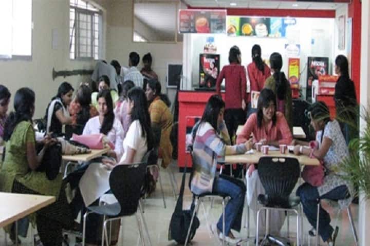 Rajiv Gandhi College of Arts Commerce and Science, Navi Mumbai campus photo 4