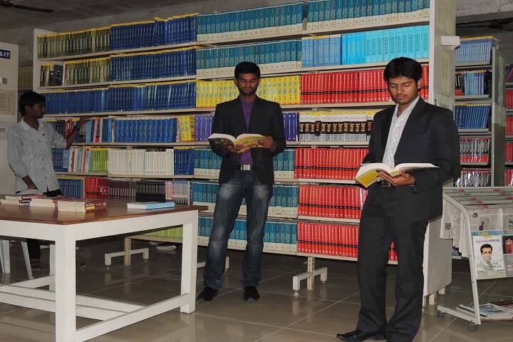 Vaageshwari Engineering College, Karim Nagar campus photo 4