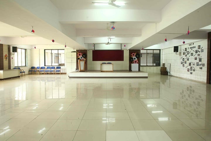 KLE Society of Science and Commerce College, Kalamboli campus photo 6