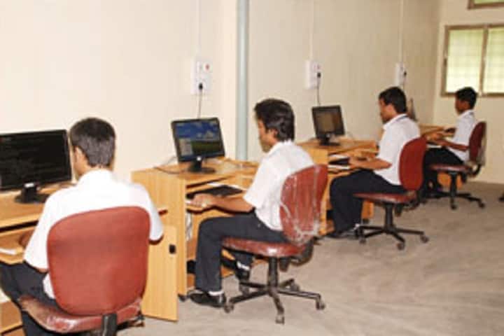 The Bombay Flying Club's College of Aviation, Mumbai campus photo 3