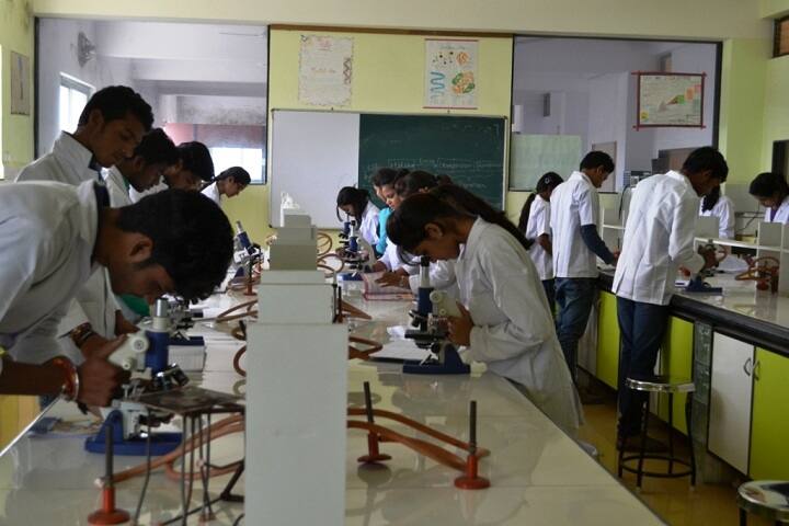 Indore Indira School of Career Studies, Indore campus photo 6