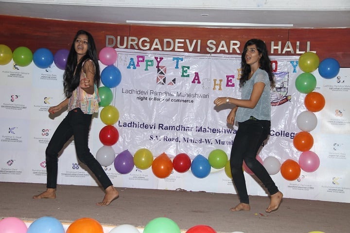 Ladhidevi Ramdhar Maheshwari Night College of Commerce, Mumbai campus photo 3