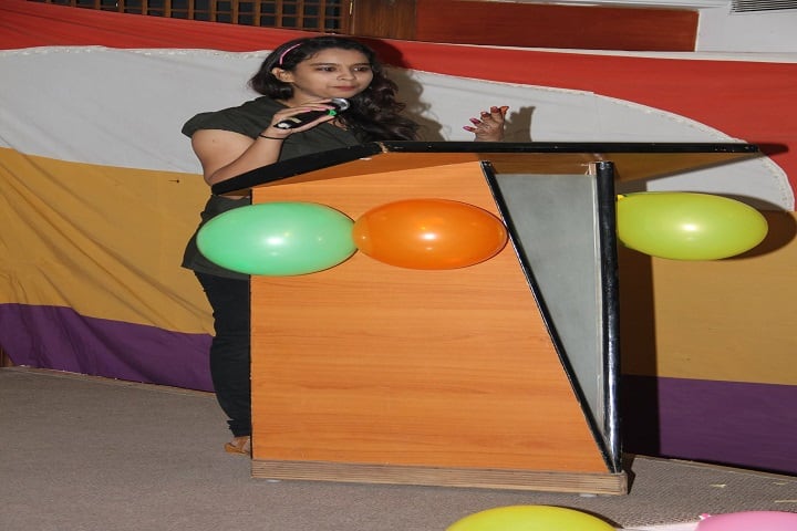 Ladhidevi Ramdhar Maheshwari Night College of Commerce, Mumbai campus photo 4