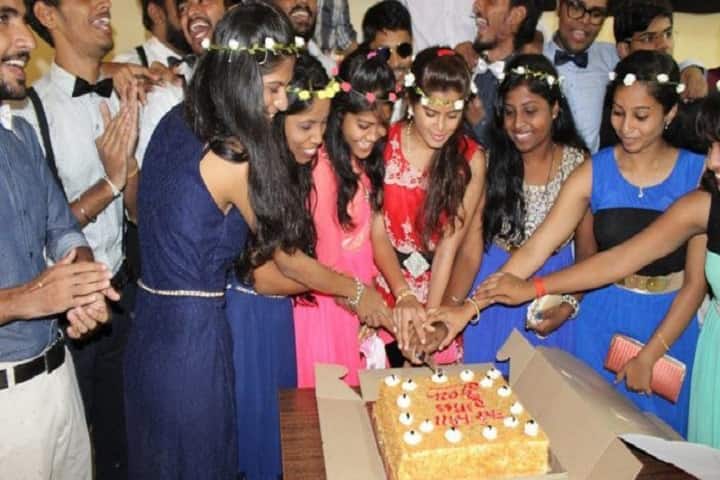 Jhaveri College of Arts and Sir Mathuradas Vissanji College of Science and Commerce, Mumbai campus photo 3