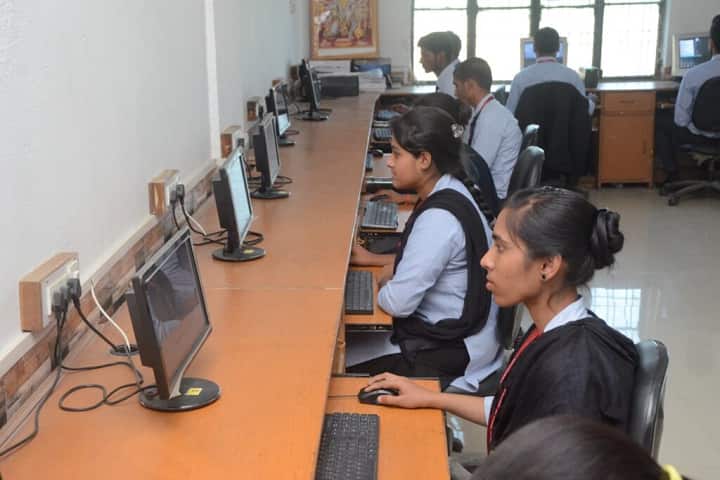 Kanchan Degree College, Raebareli campus photo 4