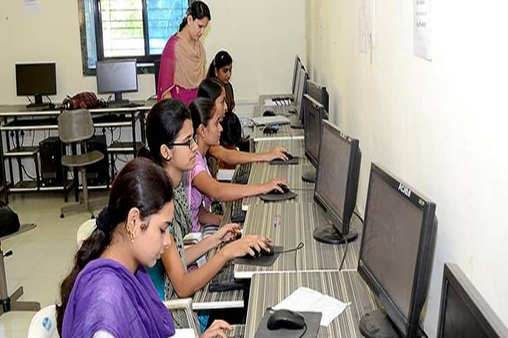 Art Commerce and Science College, Dharangaon campus photo 4