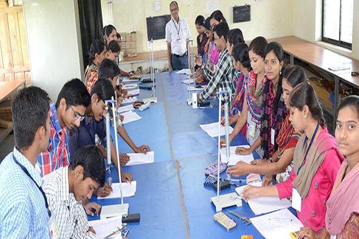Art Commerce and Science College, Dharangaon campus photo 5