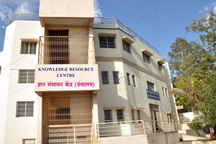 Matsyodari Shikshan Sanstha's Arts Science and Commerce College, Jalna campus photo 3