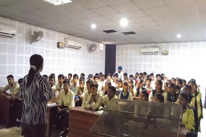 Zee Institute of Creative Arts, Ambala campus photo 3