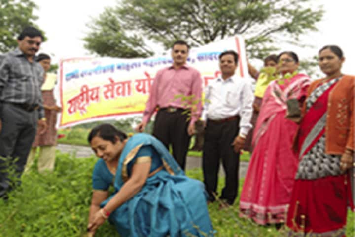 Rani Laxmibai Mahila Mahavidyalaya, Sawargaon campus photo 6
