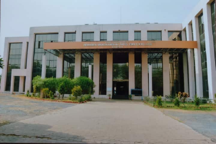 Smt Rewaben Manoharbhai Patel Mahila Kala Mahavidyalaya, Bhandara campus photo 2