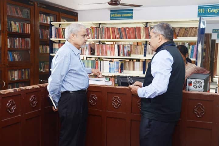 Shri Shivaji Arts and Commerce College, Amravati campus photo 6