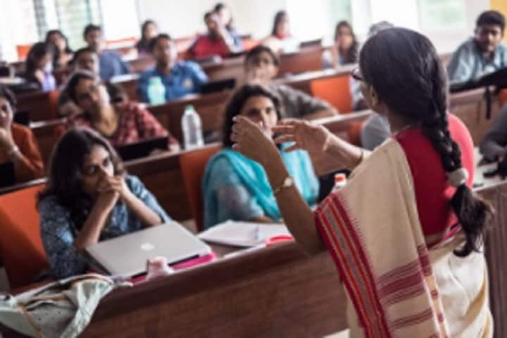 Sri Muthalamman Arts and Science College Women, Paramakudi campus photo 3
