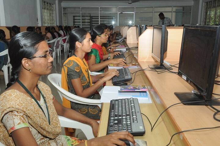 Sri Muthalamman Arts and Science College Women, Paramakudi campus photo 4
