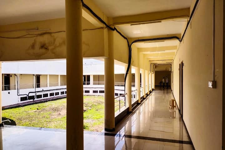 Model College, Ghansawangi campus photo 3