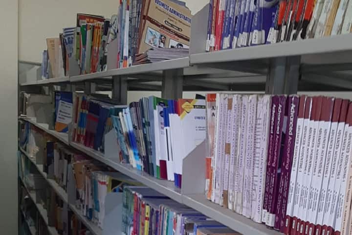 Sharadchandra Pawar Arts and Commerce College, Pune campus photo 5