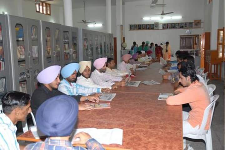 Guru Nanak National College, Ludhiana campus photo 4