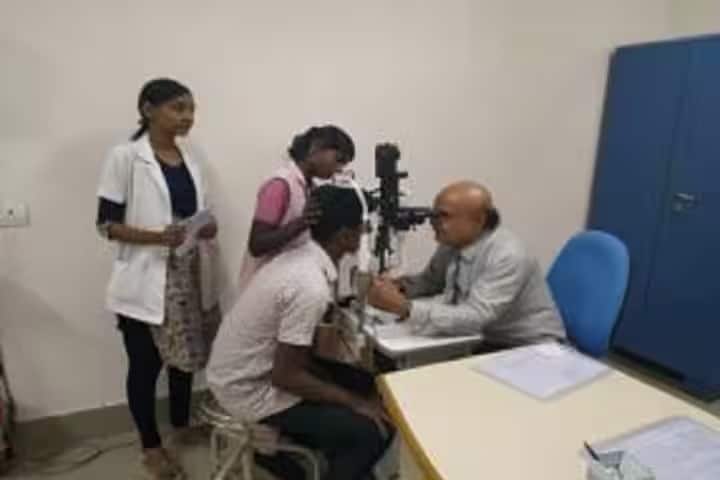 Trichy SRM Medical College campus photo 4