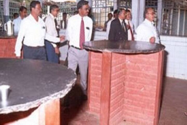 Yuvaraja's College, Mysore campus photo 3