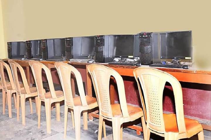 SANA Commerce College, Hubli campus photo 4