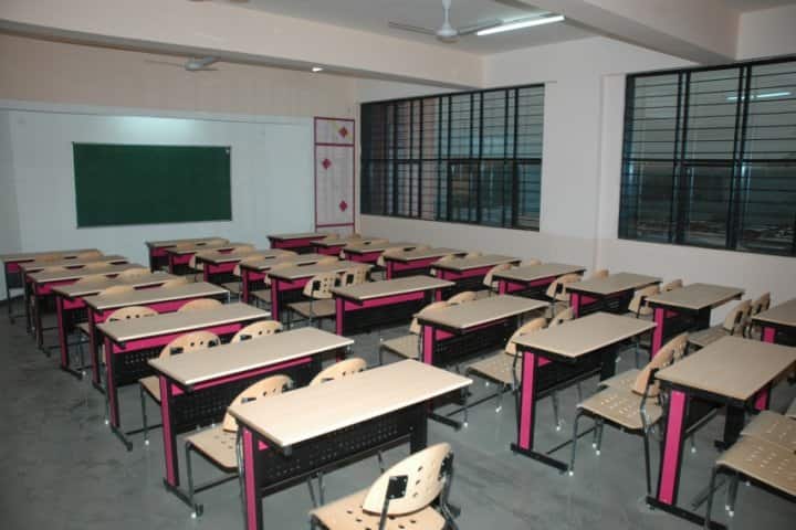 Sanghvi Institute of Engineering and Technology, Indore campus photo 4