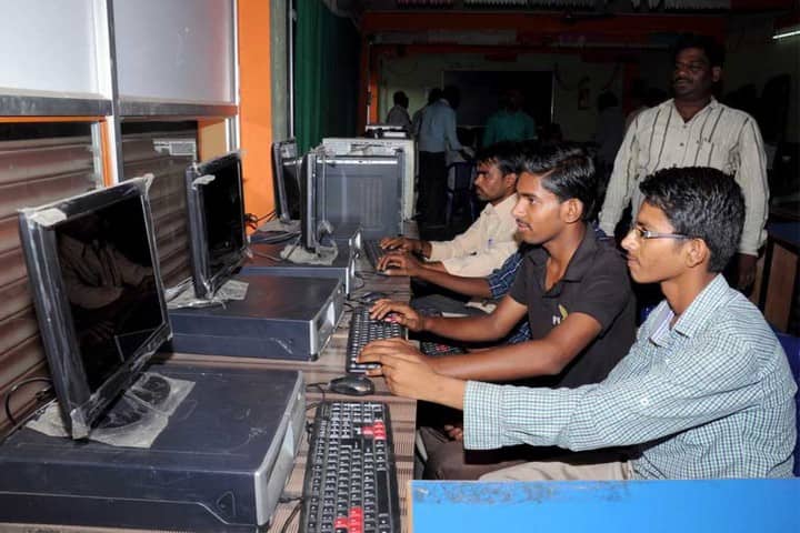Rao's Degree College, Yemmiganur campus photo 2