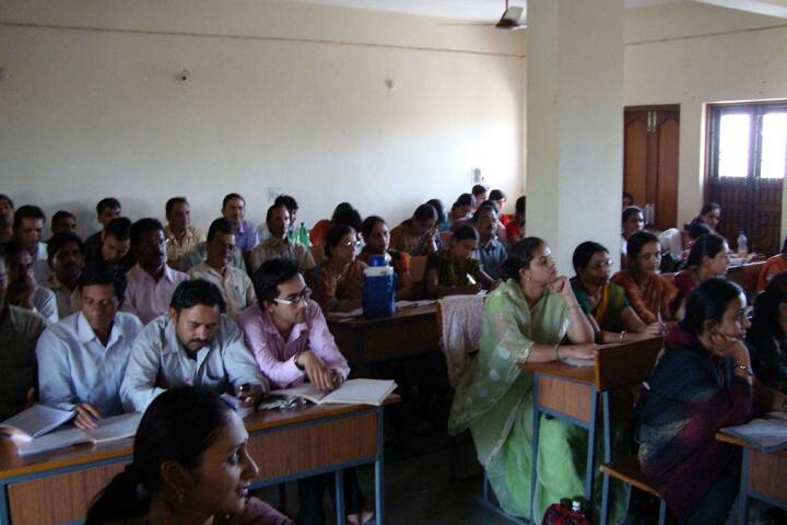 Swargiya Gulab Bai Yadav Smriti Shiksha, Mahavidyalaya, Khargone campus photo 5