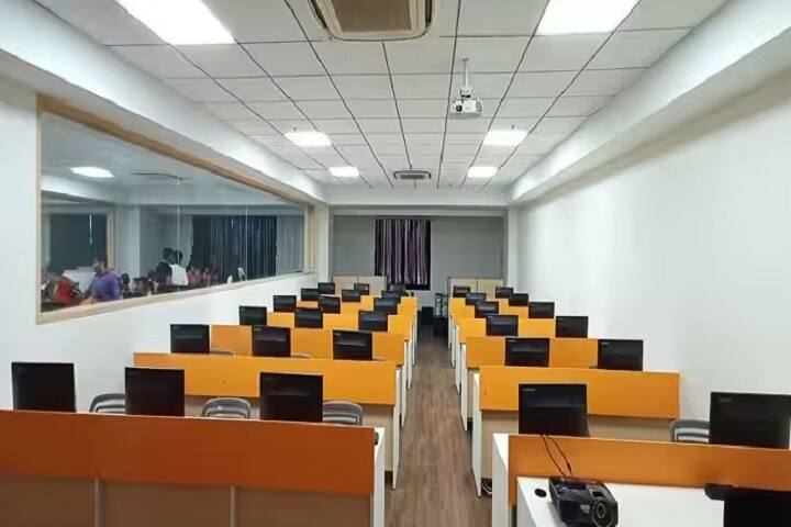 Anna Leela College of Commerce and Economics and Shobha Jayaram Shetty College for BMS, Mumbai campus photo 4