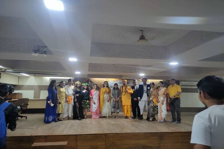 Sarvajanik College of Commerce and Computer Application, Surat campus photo 2