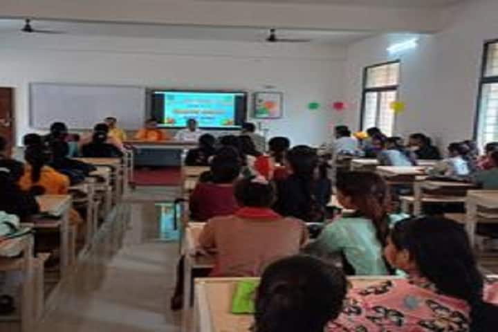 Government Girls PG College, Chhatarpur campus photo 5