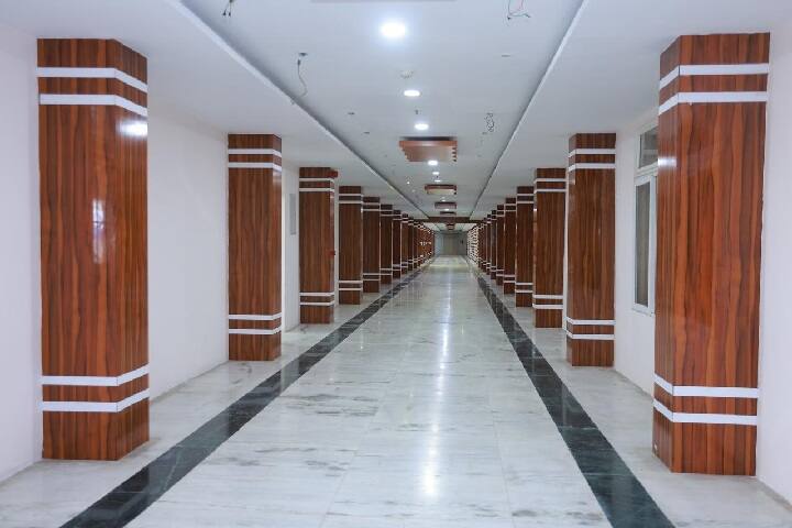 Sri Muthukumaran Medical College Hospital and Research Institute, Chennai campus photo 2