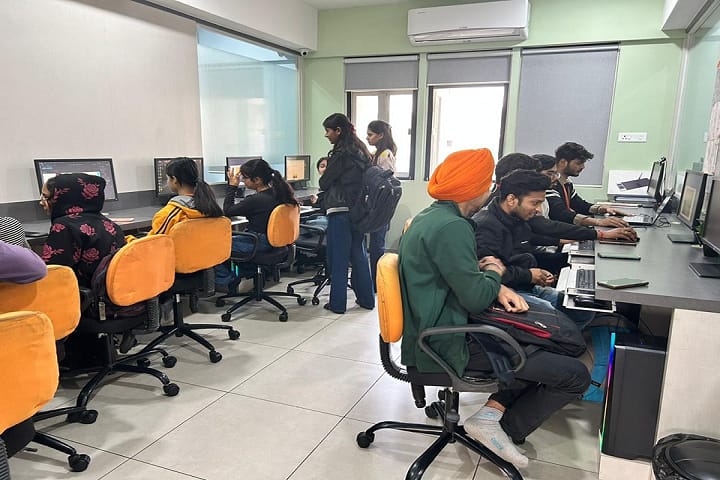 Zee Institute of Creative Arts, Nagpur campus photo 3