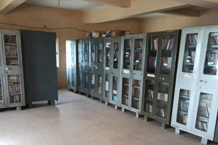 Shri MN Kampani Arts and AK Shah Commerce College, Mangrol campus photo 2