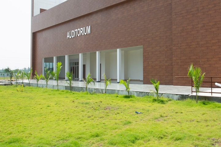 Panimalar Medical College Hospital and Research Institute, Chennai campus photo 5