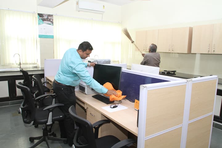 Lok Nayak Jayaprakash Narayan National Institute of Criminology and Forensic Science, New Delhi campus photo 3