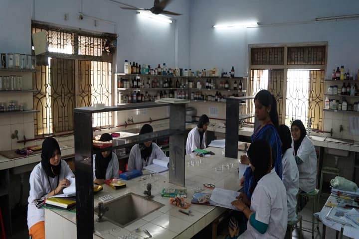 Husna Abdul Malik Madu Women's Degree College of Art Commerce and Science, Thane campus photo 4
