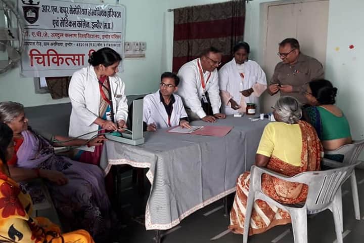 RN Kapoor Memorial Homoeopathic Hospital and Medical College, Indore campus photo 2