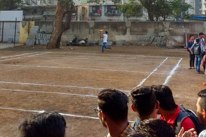 RJ Thakur College of Arts and Commerce, Thane campus photo 4