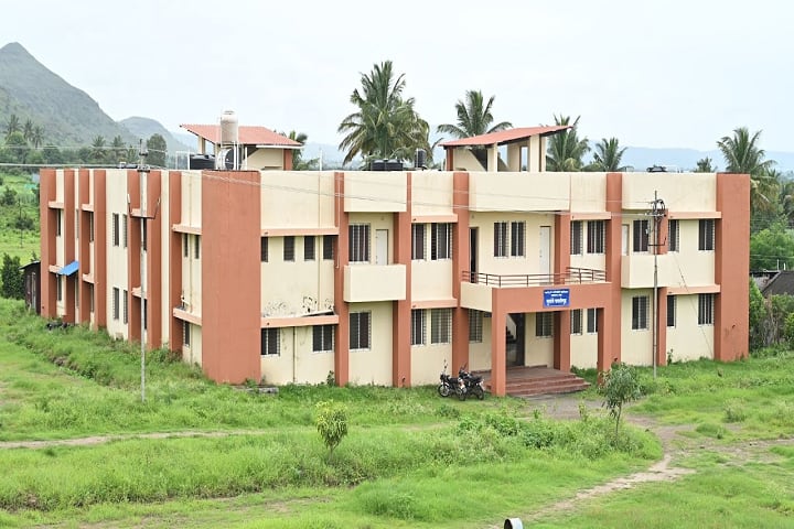 Sahyadri College of Agricultural Engineering, Satara campus photo 2