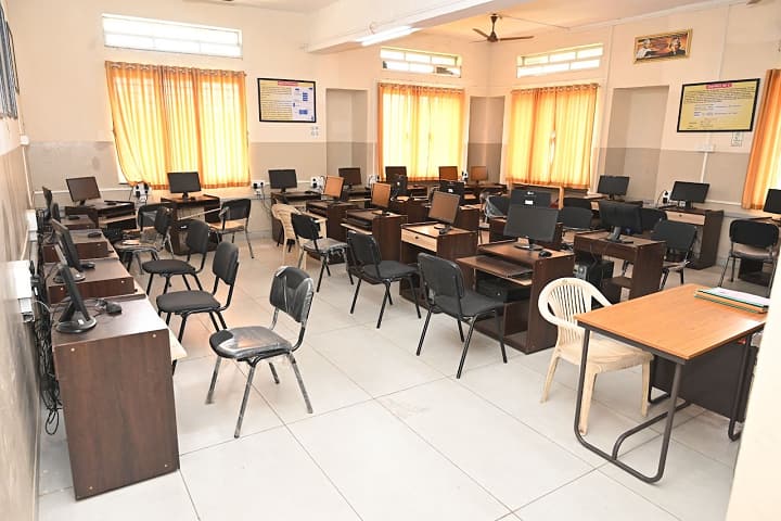 Sahyadri College of Agricultural Engineering, Satara campus photo 3