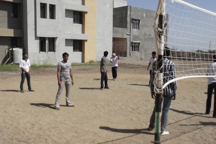 Kum MH Gardi School of Management, Rajkot campus photo 6