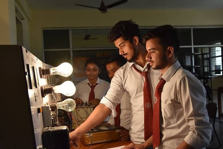 Raj Kumar Goel Institute of Technology and Management, Ghaziabad campus photo 3