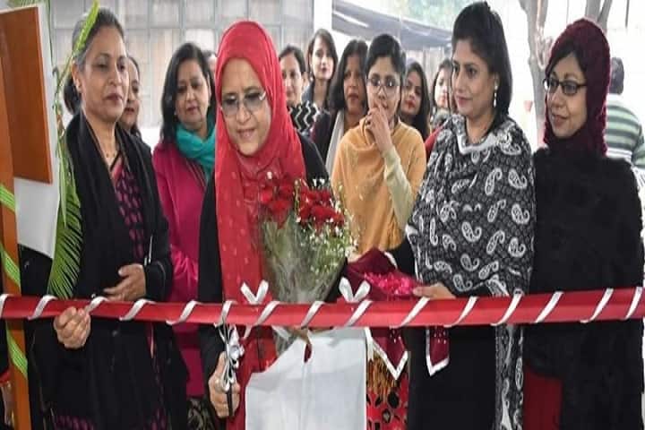University Women's Polytechnic, Aligarh Muslim University, Aligarh campus photo 6