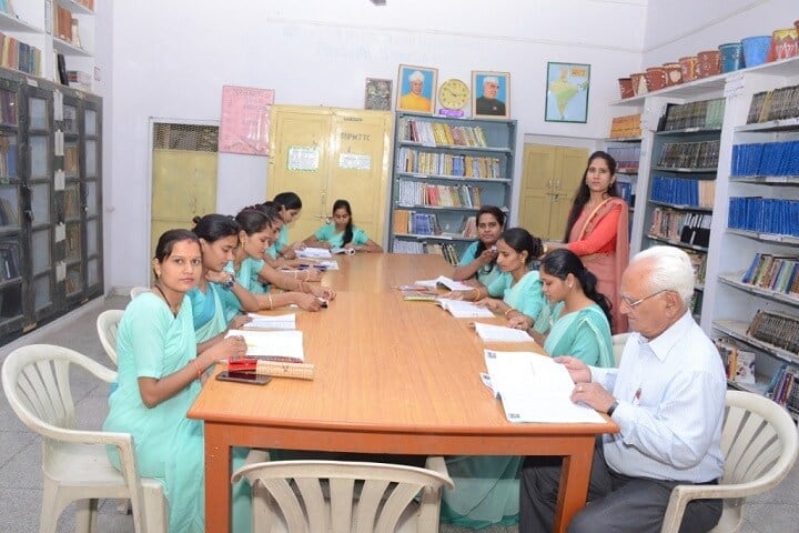 Shri Suraj Narayan Pareek Mahila Teacher Training College, Pushkar campus photo 4