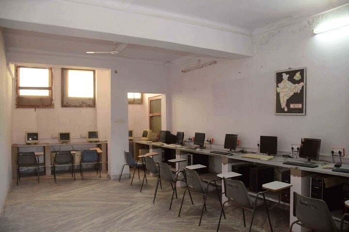Shri Suraj Narayan Pareek Mahila Teacher Training College, Pushkar campus photo 5